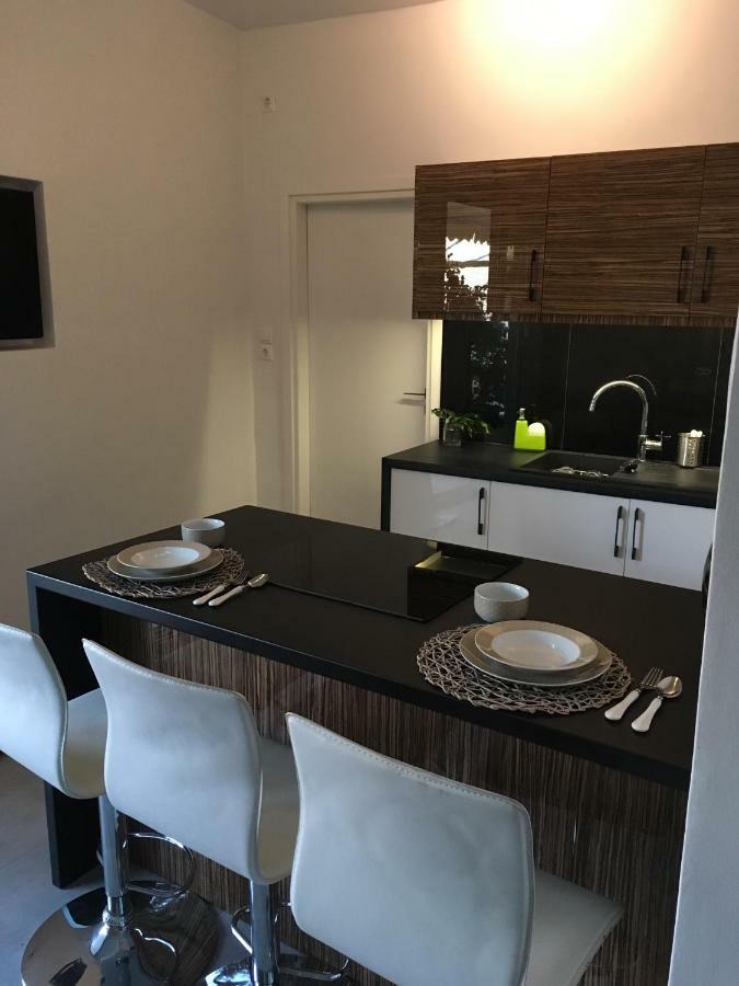 Athens Penthouse Cosy Apartment Apartment *